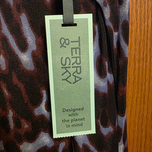 TERRA & SKY WOMENS 1X DRESS NWT DRAPED COLUMN LAVENDER FLEUR - Picture 8 of 9